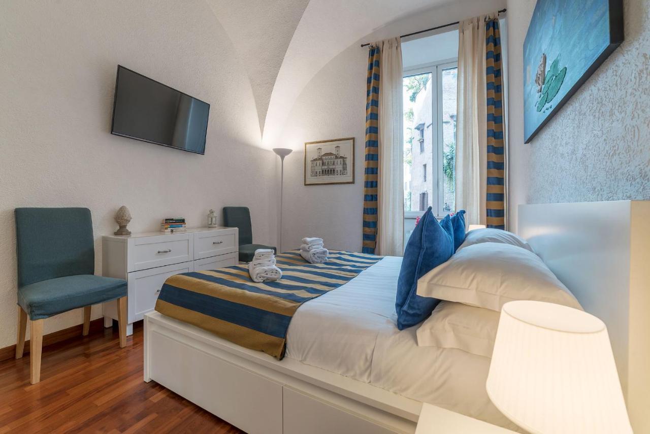 Cs Piazza Venezia Apartment Рим Экстерьер фото